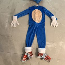 Sonic costume size 6-8
