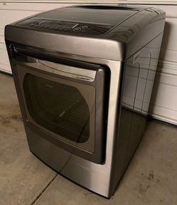 LG Gas Dryer with Steam, 7.3 cu ft, Graphite Steel