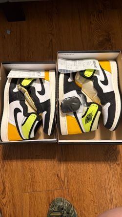 Air Jordan 1 Volt Yellow