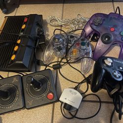 Untested/Parts AS is (Nintendo Controllers / Knock Offs / PS2 Eye Toy / Atari)