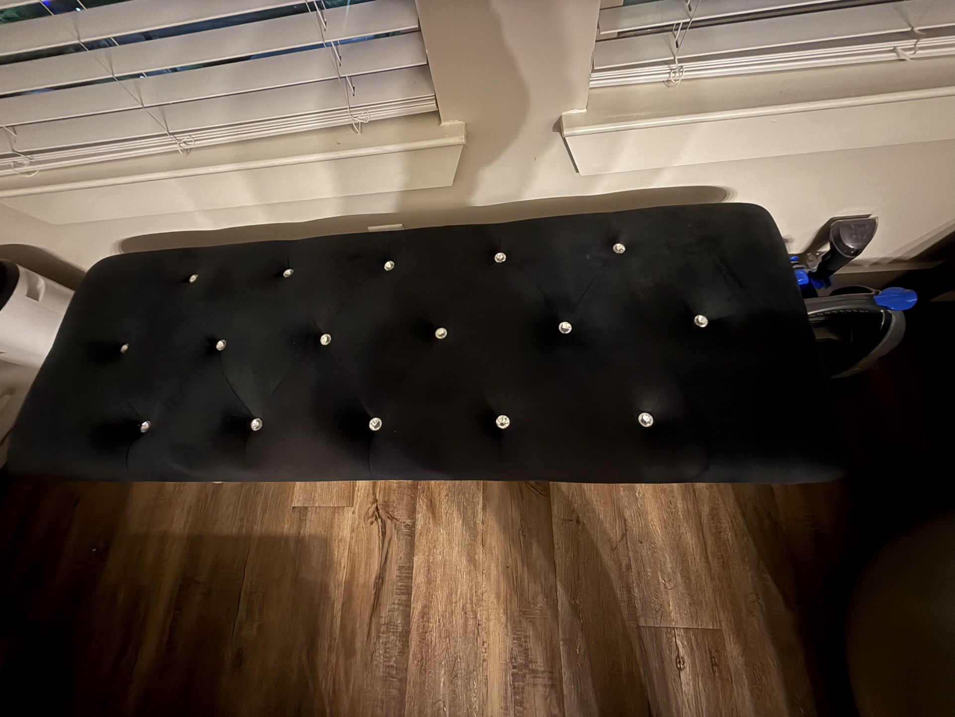 Black And Gold Tufted Bench