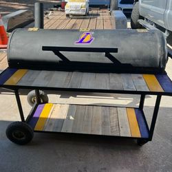 CUSTOM MADE BAR B Q PIT'S 