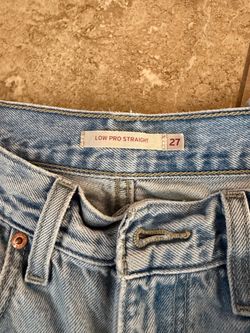 Levi's Low Pro Straight Jeans Size 27