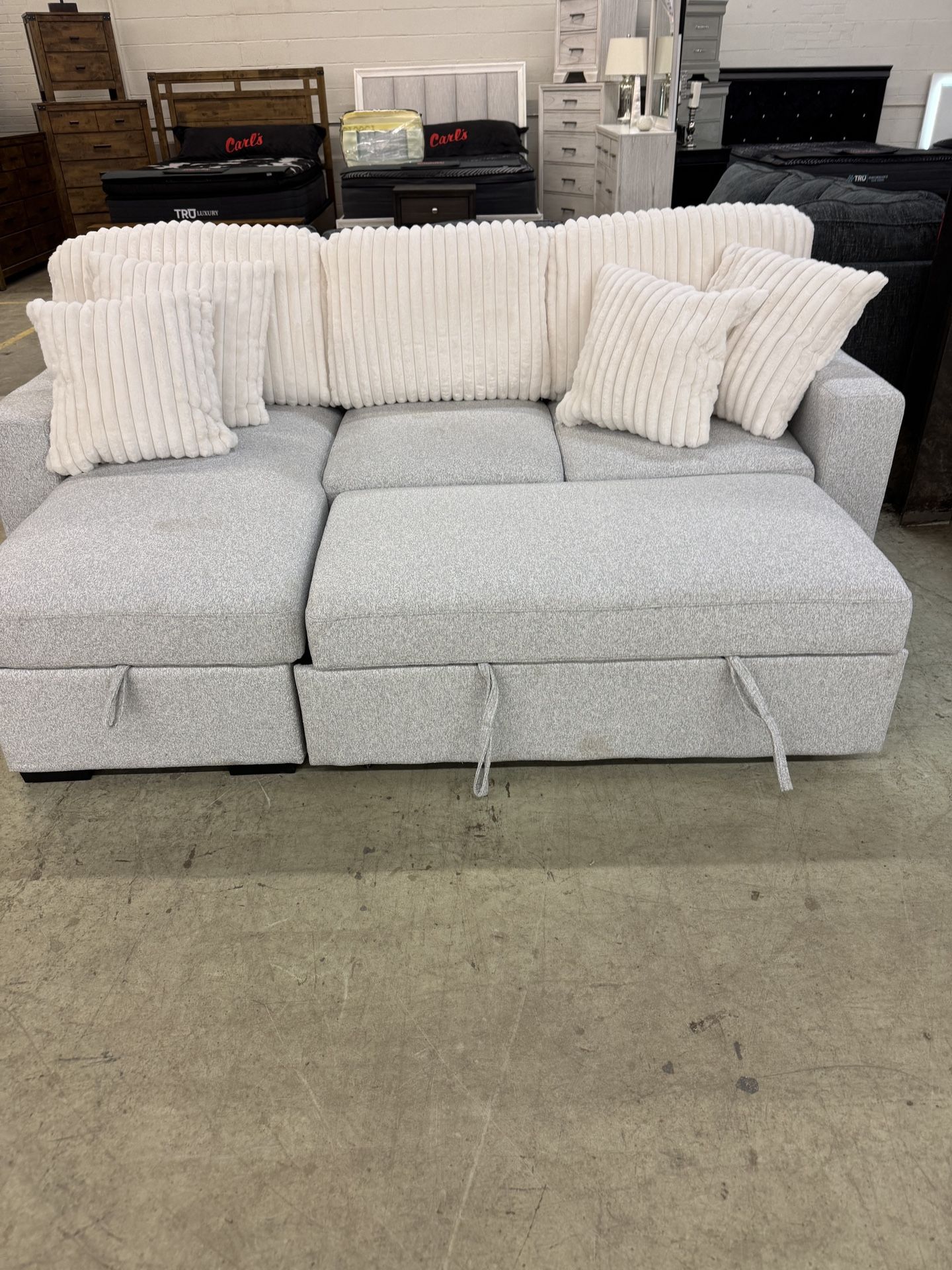 Brand New Pull Out Sleeper With Storage, Usb, Tray, And Cupholders! Includes Pillows Also!
