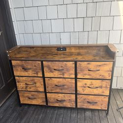 Fabric 9 Drawer Wood Grain Dresser