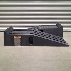PITTSBURGH 6500 lb. Capacity Portable Ramp Set, 2-Piece