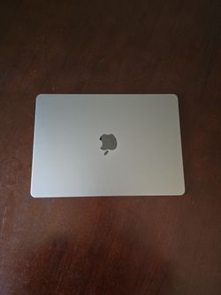 Macbook Air M1 2022 13.3", 8GB Ram, 256GB SSD