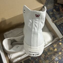 Chuck Taylor High Top Converse Butterfly