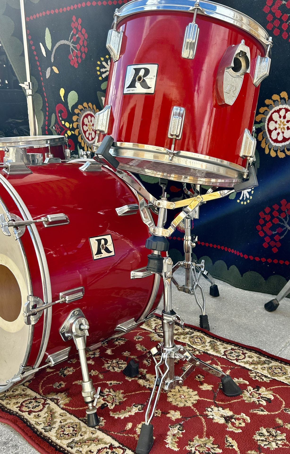 Drums - Rogers Vintage Big R , Color Red- W/Premier 1990s SD Snare Chrome