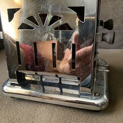 Vintage Universal Mid Century Electric Toaster