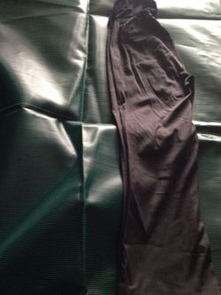 Size Small maternity black pant