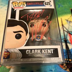 Smallville Clark Kent Signed Funko