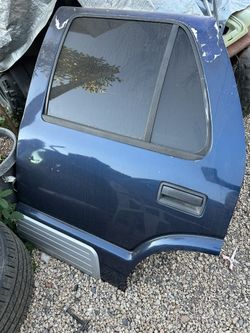 2000 Jimmy Doors Blazer Front Door 