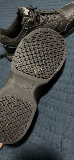 Non slip men shoes sketchers