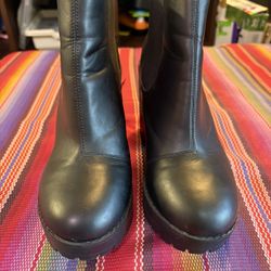 Divided H&M Black Ankle Women's waterproof Boots size 91/2