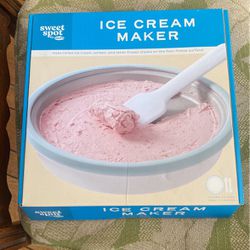 Ice Cream Maker By Sweet Spot by Chef’n