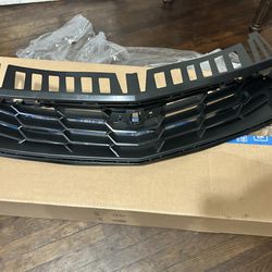 Chevy Camaro Grille (New)Never Used 