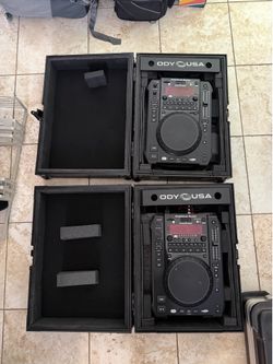 American Audio Radius 3000 Turn Tables