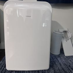 Insignia Portable A/C