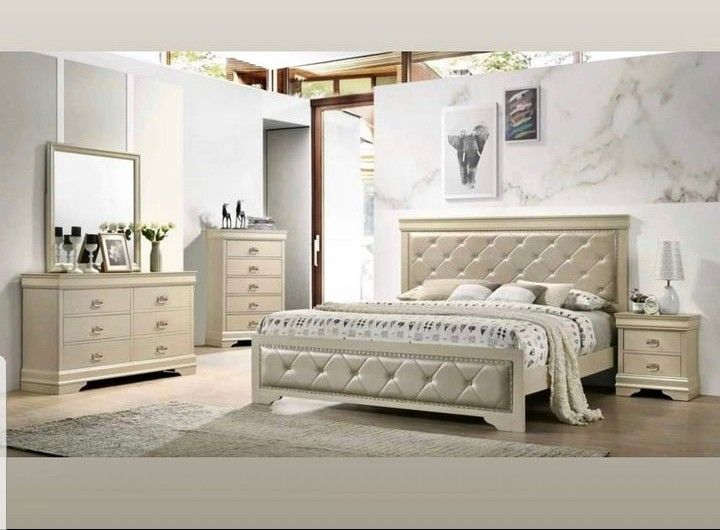 Brand New Complete Bedroom Set Are Available With Free Delivery And Cash On Delivery