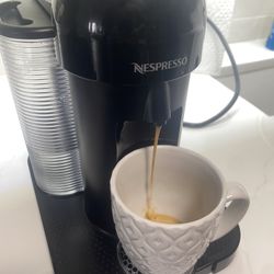 Nespresso Vertuo Black