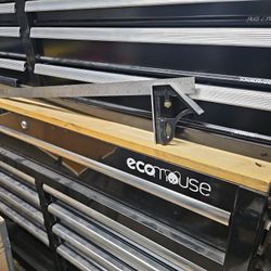 Carpenter's Ruler. Fabrication Craftsman