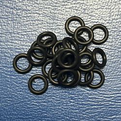 25 pc. Black Wacky-Rings