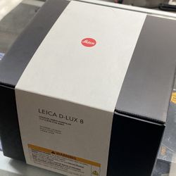 Leica D-Lux 8 Digital Camera