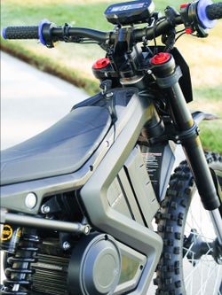 RAWRR Electric Dirtbike