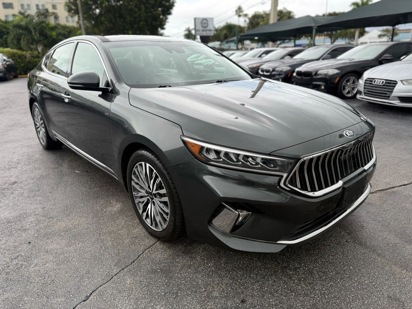 2020 KIA Cadenza