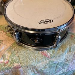 13” Tama Snare Drum pickup at kempsville library Virginia Beach or bingo city Yorktown