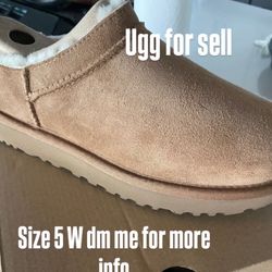 UGG BOOTS 