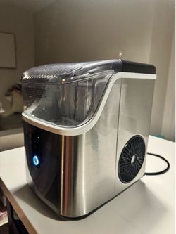 COWSAR countertop nugget ice maker, model HZB-15NB/S (manufactured May 2024)