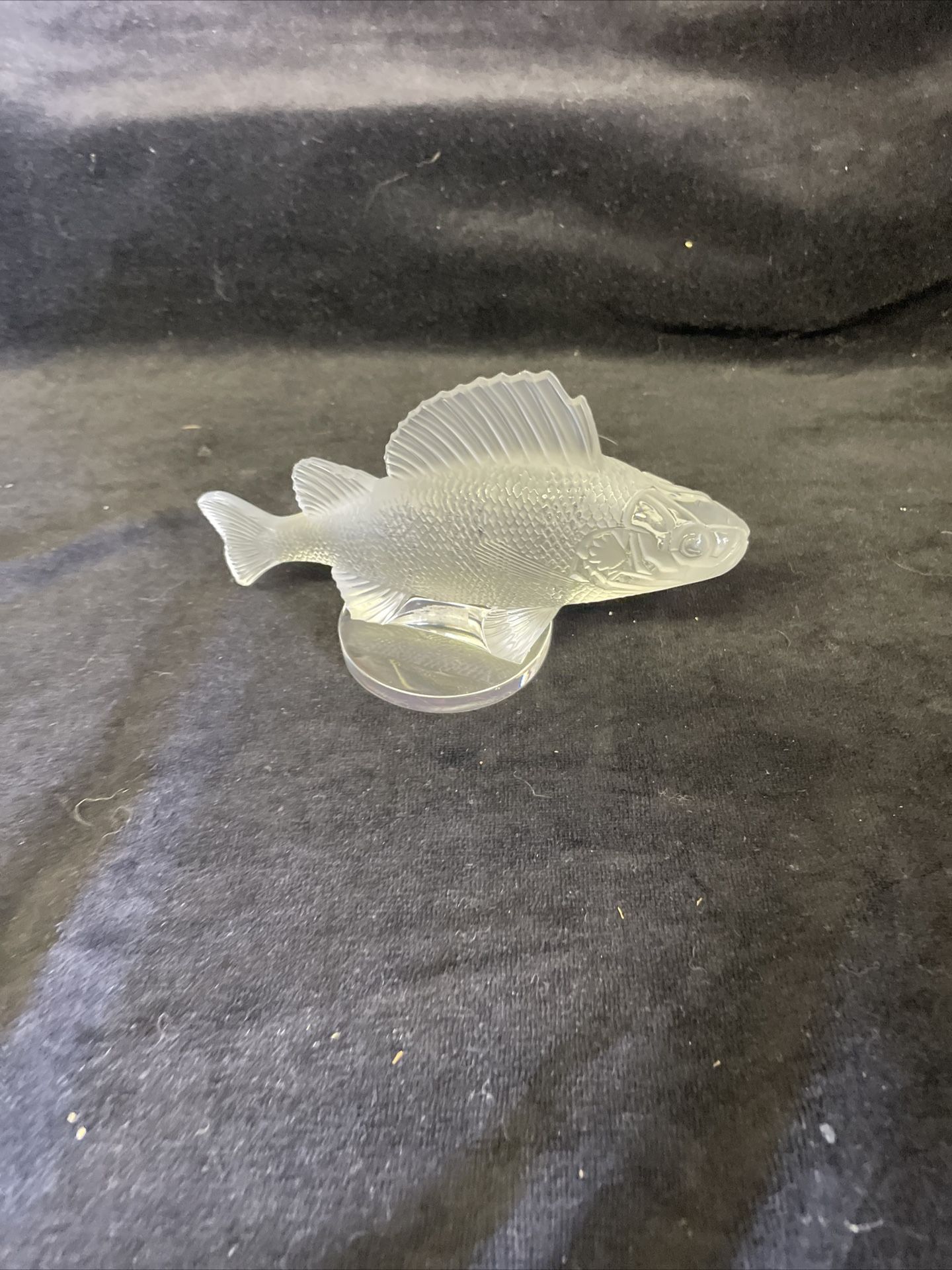 Vintage Lalique Crystal Fish Figurine / Paperweight "Le Poisson" Perch