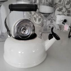 Gently used Le Creuset Enamel On Steel Whistling Tea Kettle with Metal Finishes, 1.7 qt., White