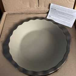 Pampered  Chef Stoneware