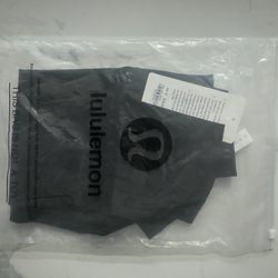 Lululemon Leggings - Size 4 (Brand New)