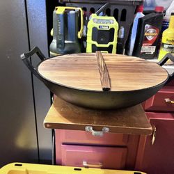Cast Iron Wok - Pre Seasoned - New - Never Used