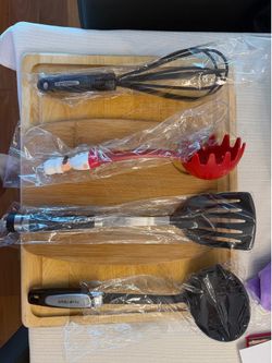 Cuisinart & Faberware kitchen tools and wooden boards