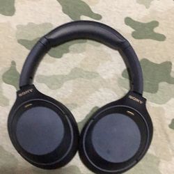 Bluetooth Headphones 