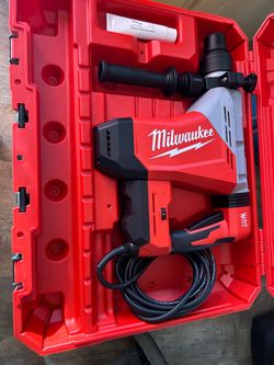 Milwaukee 1-3/4” corded SDS max rotary hammer…$550