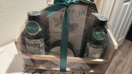 Bliss bath and body gift set