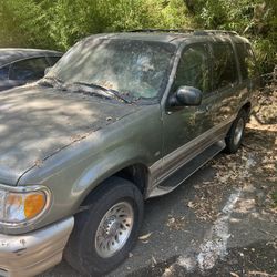 1999 Mercury Mountaineer