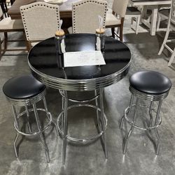Retro Pub Table