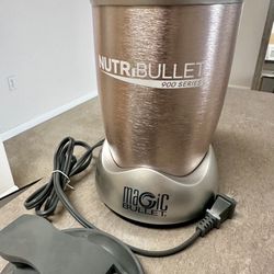 Nutribullet 900 Series - Moving Sale