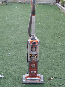 Shark vac