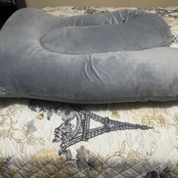 Pregnancy Pillow