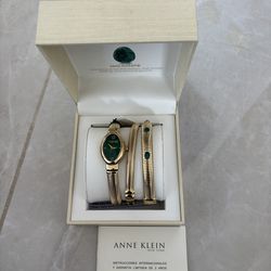 Anne Klein 12/7748HLST Women’s Watch – NEW IN BOX ✨