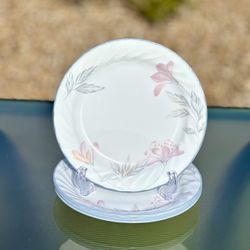 Lot of 4 Corelle PINK TRIO SWIRL Bread/Side/Dessert Plates 7.25" Plate Set - EUC