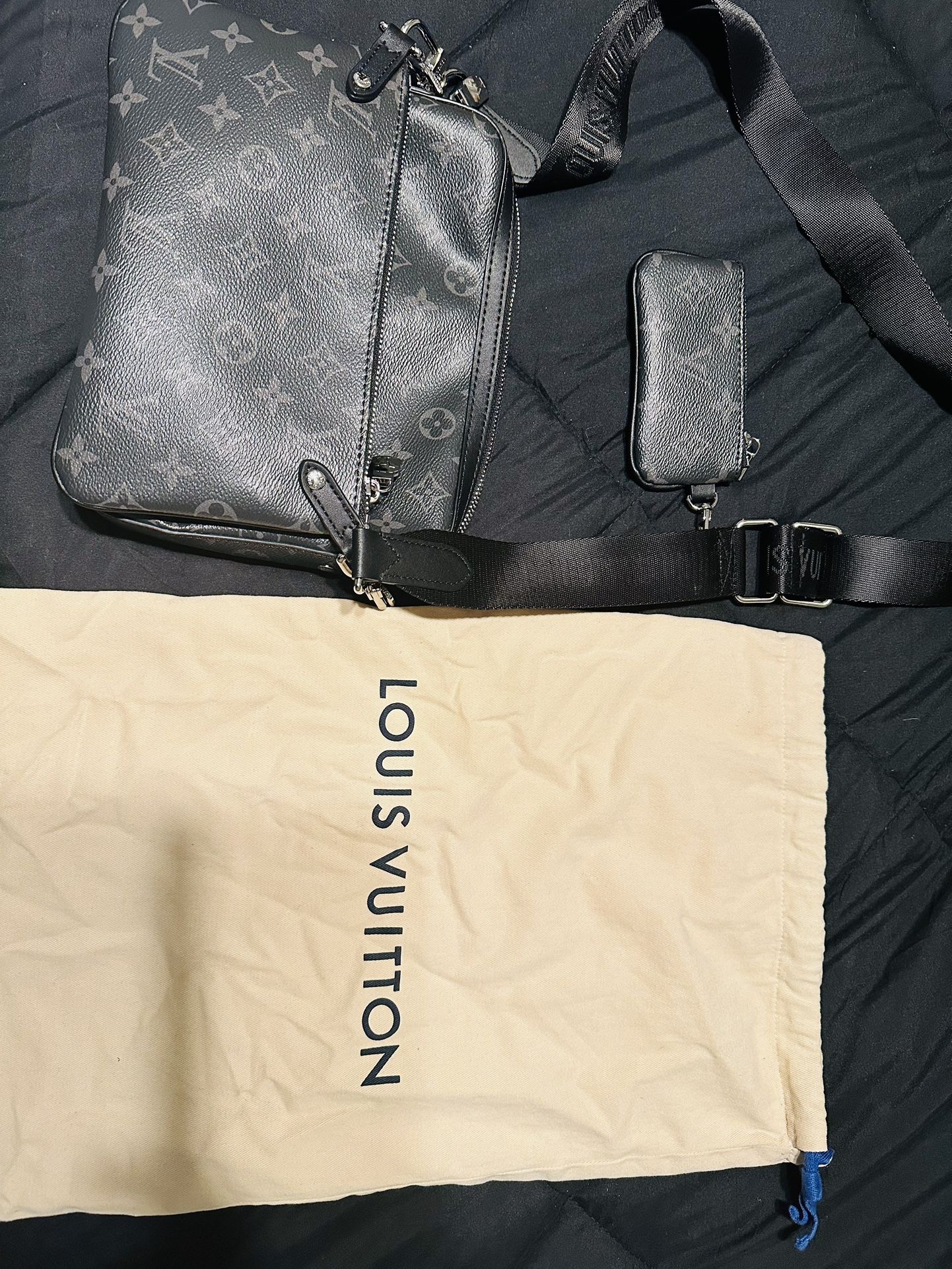 Louis Vuitton Messenger